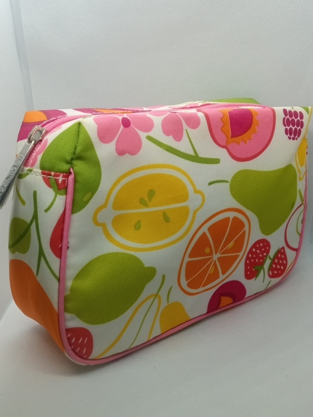 CLINIQUE SUMMER MAKEUP BAG